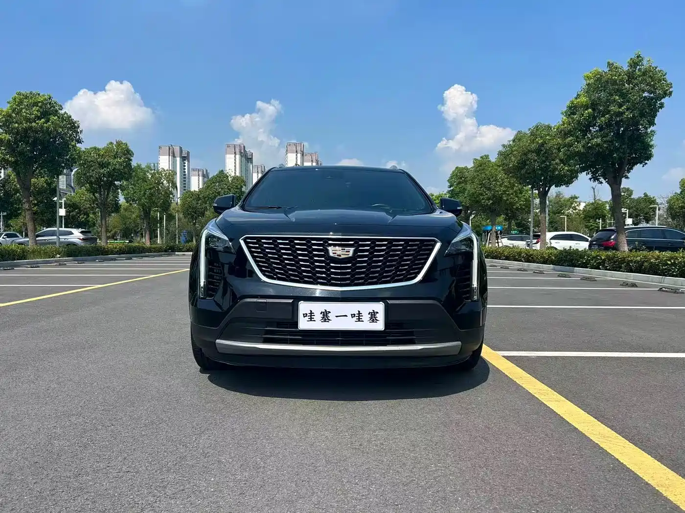 Cadillac XT4 2019 2018 Model 28T 4WD Leading