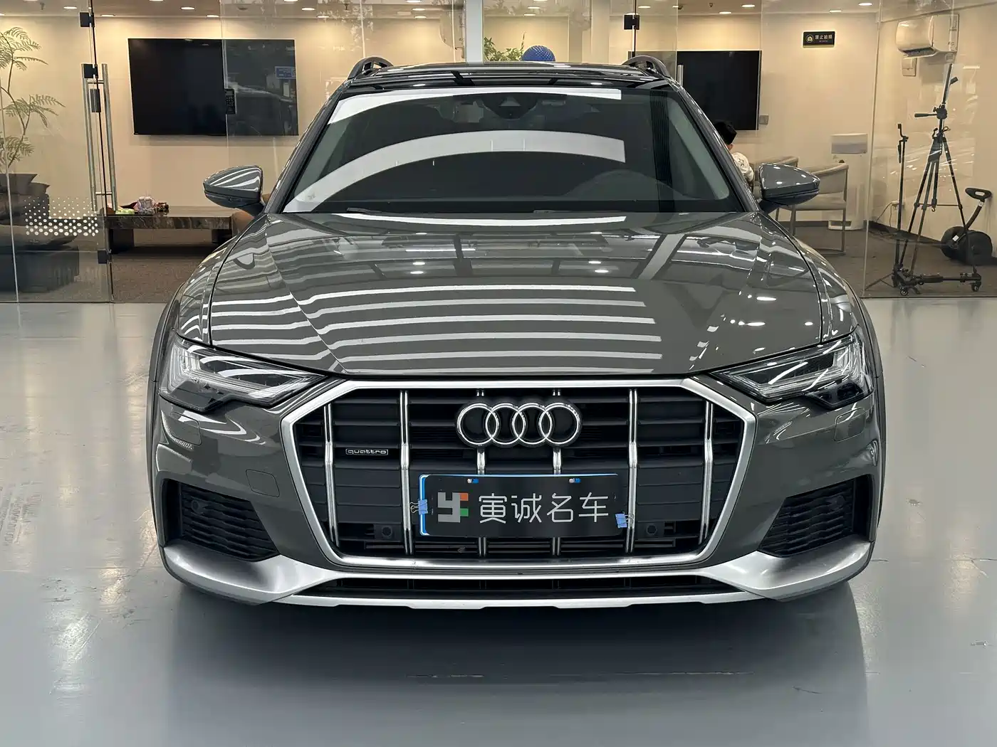 Audi A6 (Import) 2024 2024 allroad quattro 55 TFSI Premium Off-road