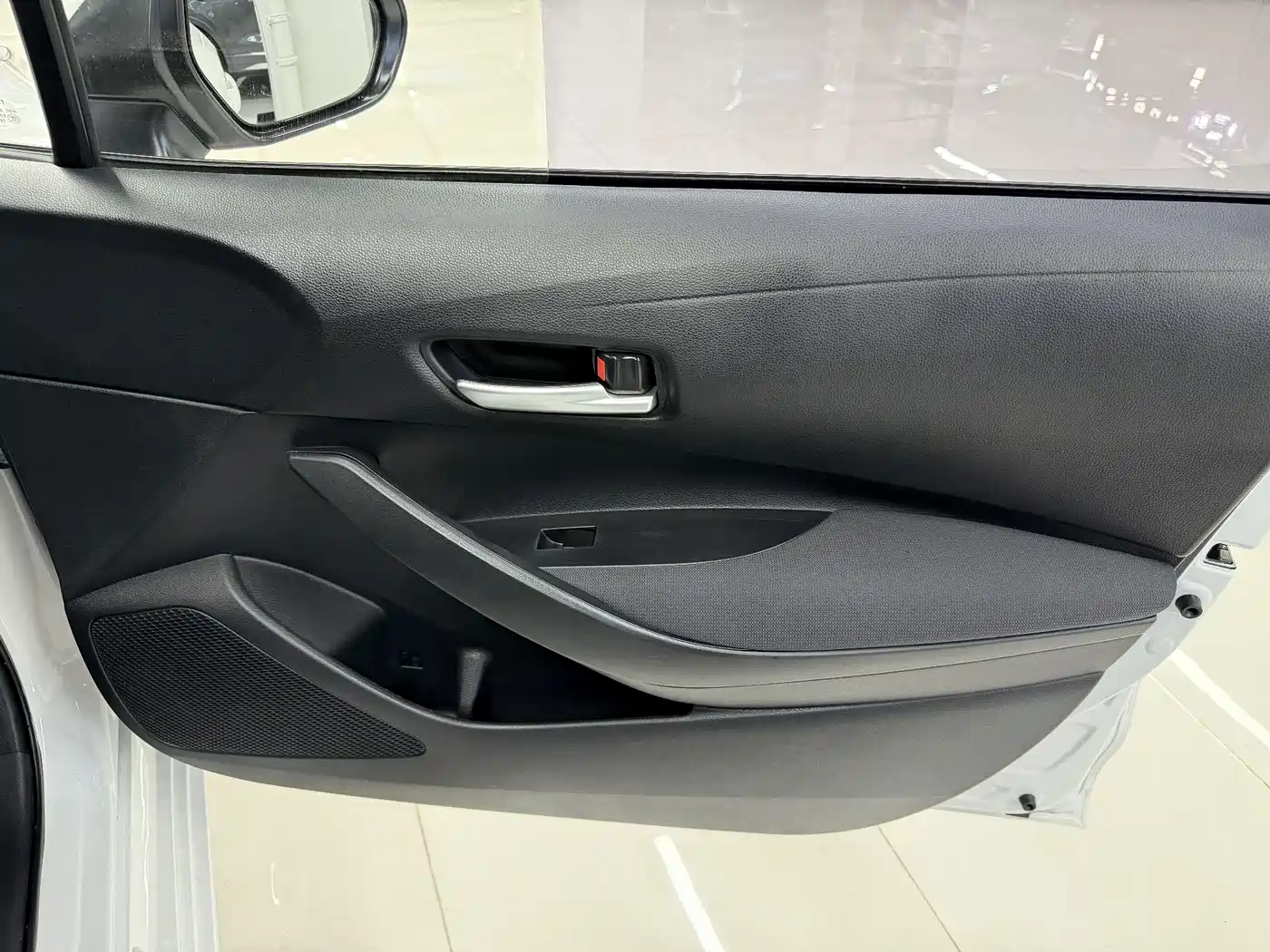 Toyota Corolla 2023 1.2T Pioneer Edition фото 4