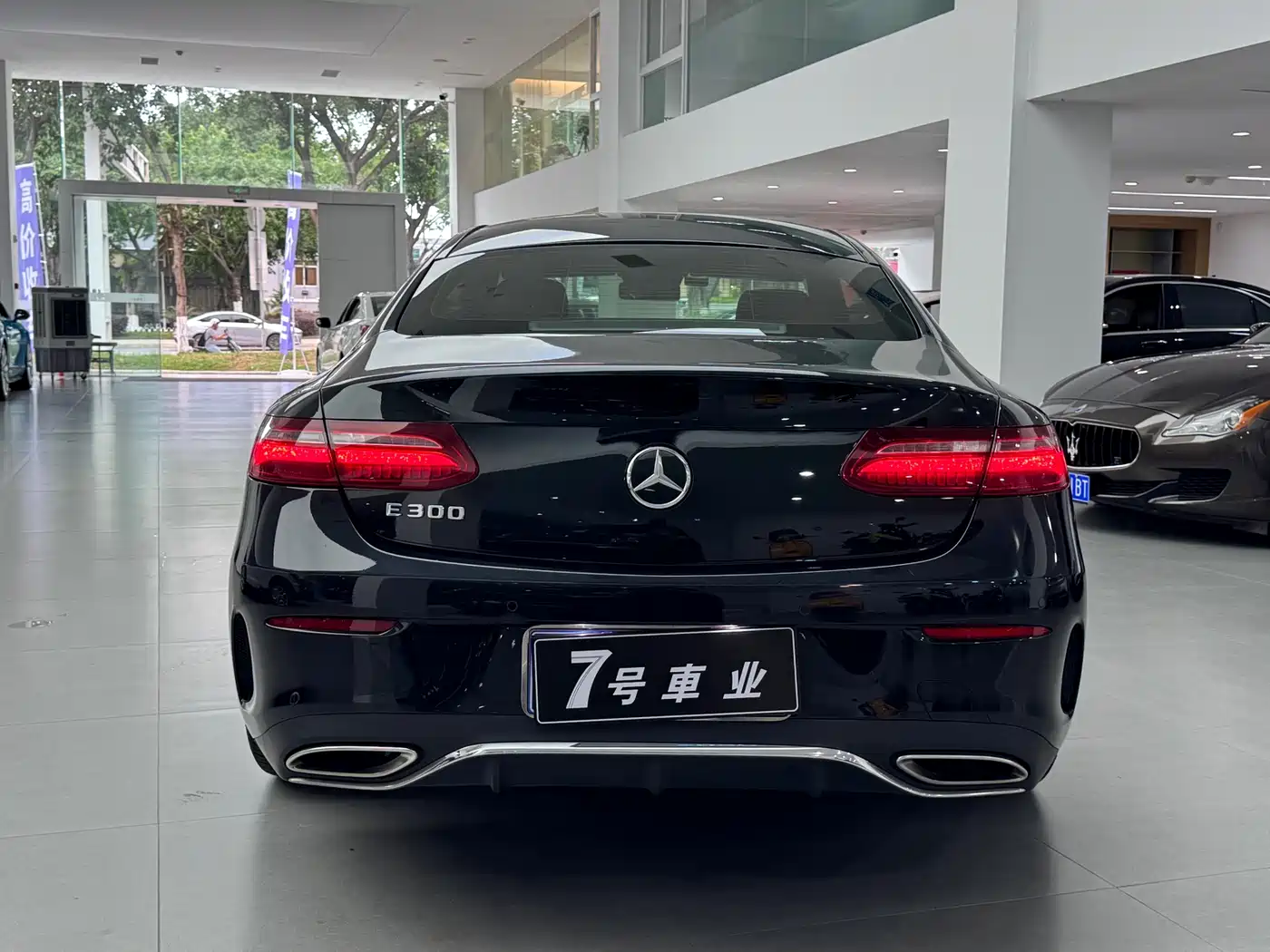 Mercedes-Benz E-Class (Import) 2019 E 300 Coupe фото 5