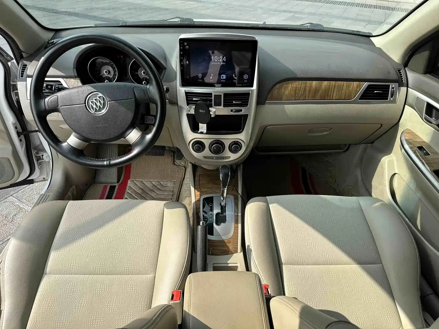 Buick Excelle 2015 1.5L Automatic Classic фото 9