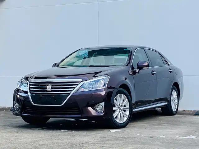 Toyota Crown 2012 2.5L Royal Leather Edition