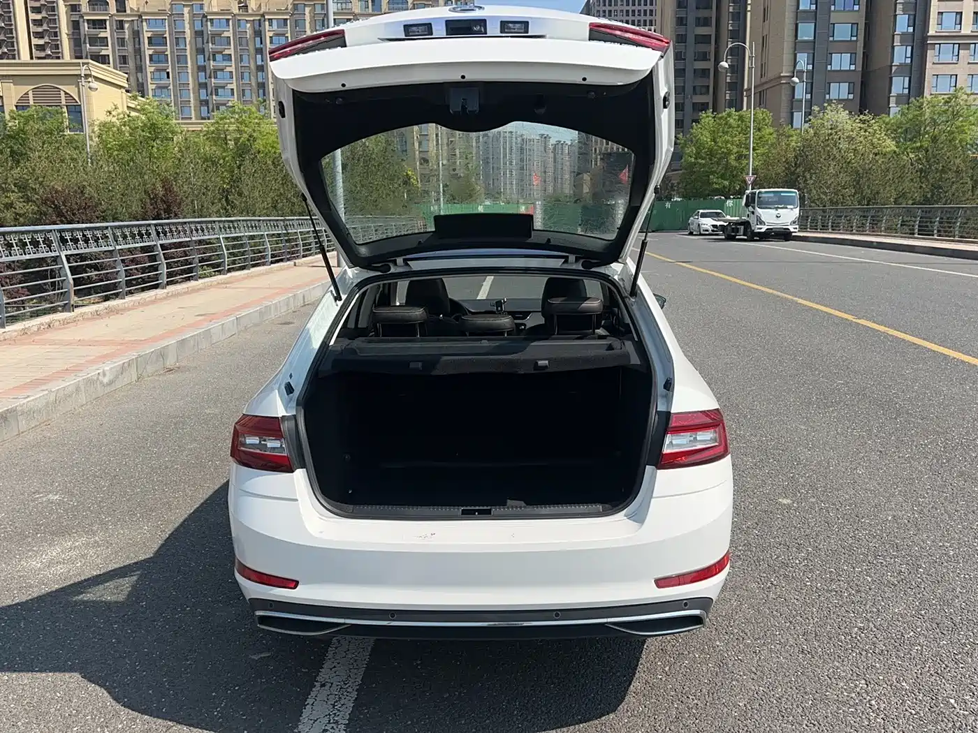 Škoda Octavia 2018 TSI280 DSG Flagship Edition фото 21