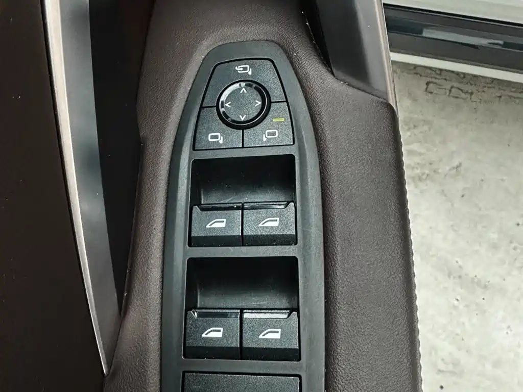 BMW X1 2023 sDrive20Li X Design Package фото 16