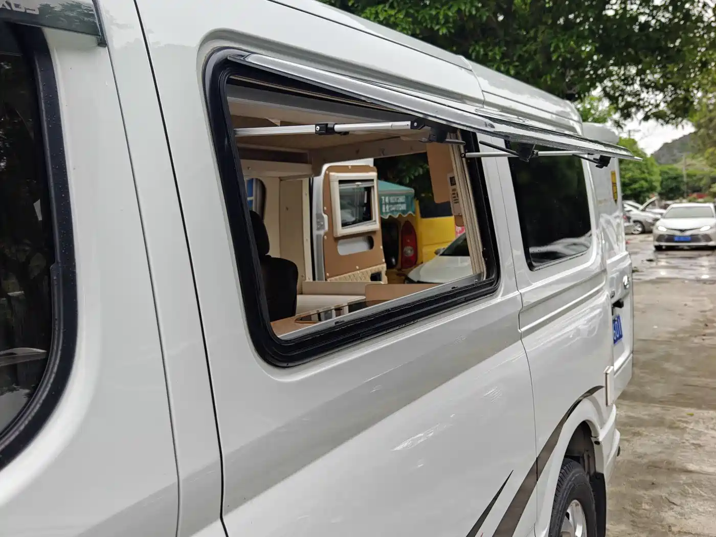 SAIC Maxus V80 RV 2022 2.0T Traveler RVLIFE Camping Edition фото 15
