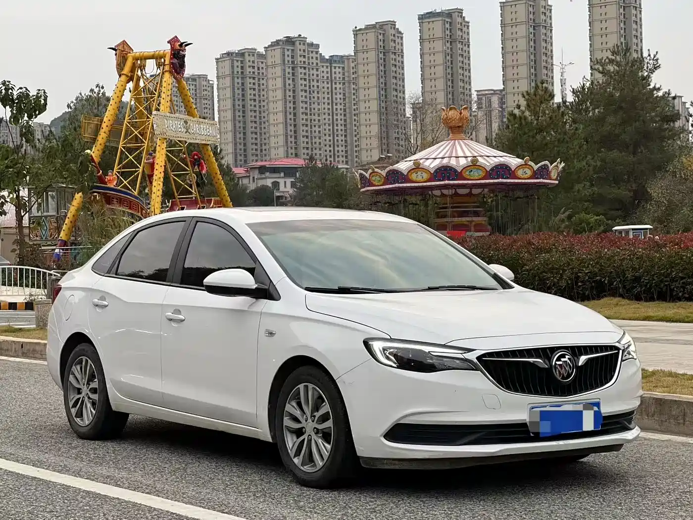 Photo 3 - Buick Excelle