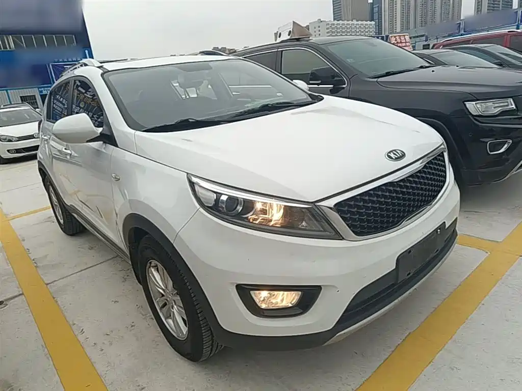 Kia Sportage 2016 2.0L Automatic 2WD GL фото 4
