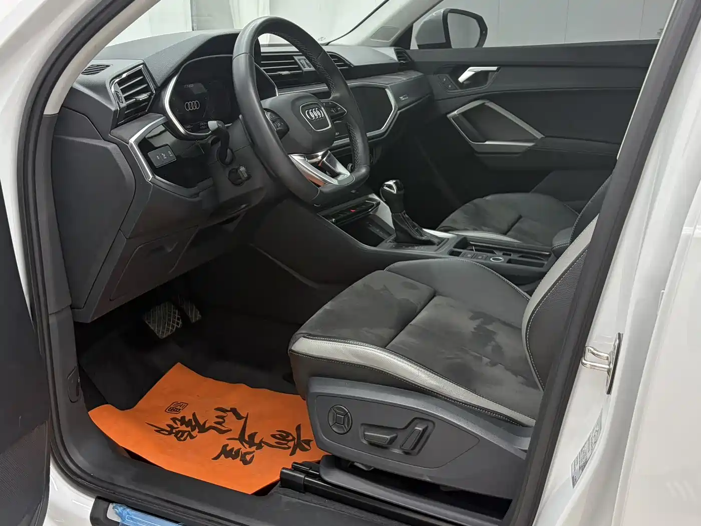 Audi Q3 2023 35 TFSI Fashion Dynamic (1.4T) фото 8