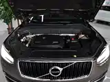 Фото 14 - Volvo XC90