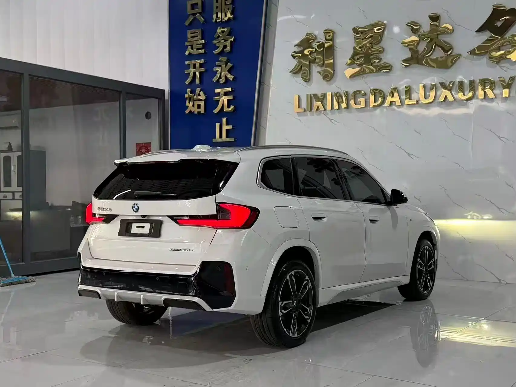 Фото 7 - BMW X1