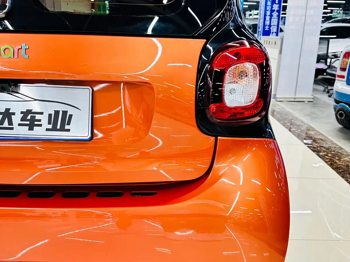 Фото 13 - smart fortwo