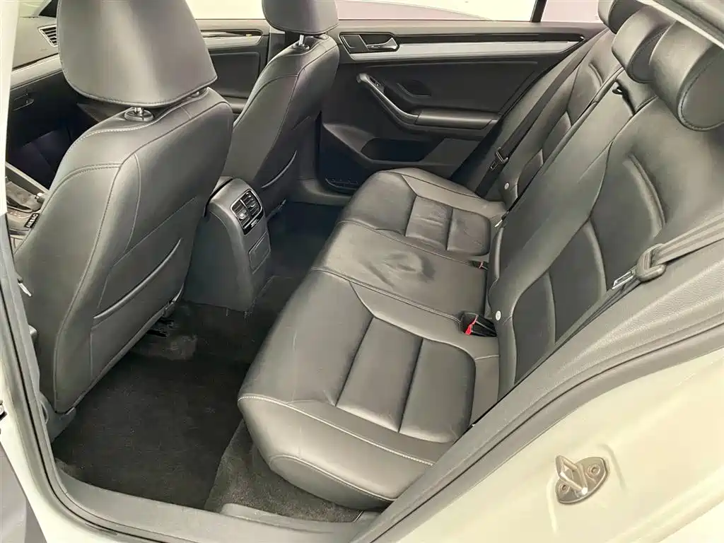 Volkswagen Sagitar 2018 280TSI DSG Comfort фото 7