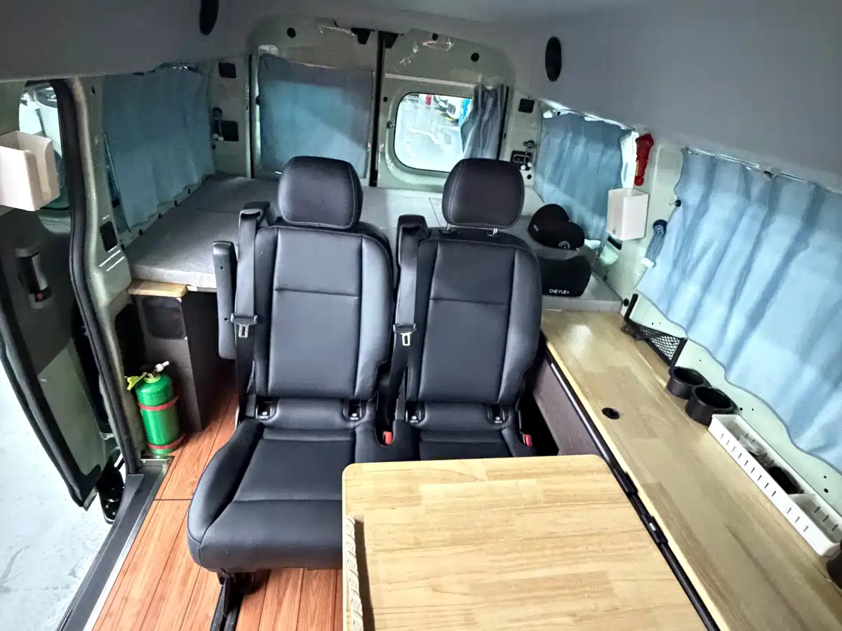 Yuan Cheng Farizon Super VAN 2024 2024 Smart Wealth Edition Short Wheelbase Medium Roof 68kWh