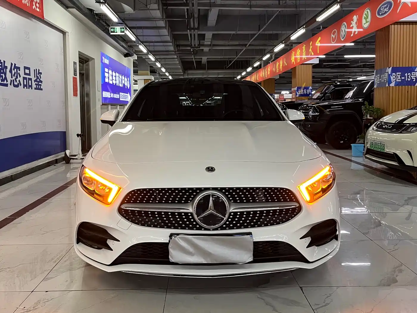  Mercedes-Benz Mercedes-Benz A-Class 2022 Facelift A 200 L Sport Sedan Dynamic
