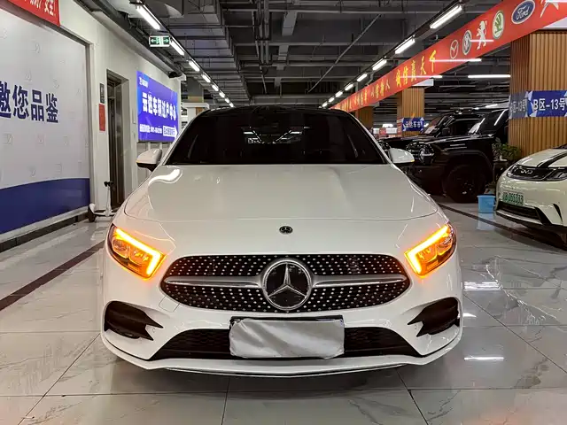 MERCEDES-BENZ A CLASS