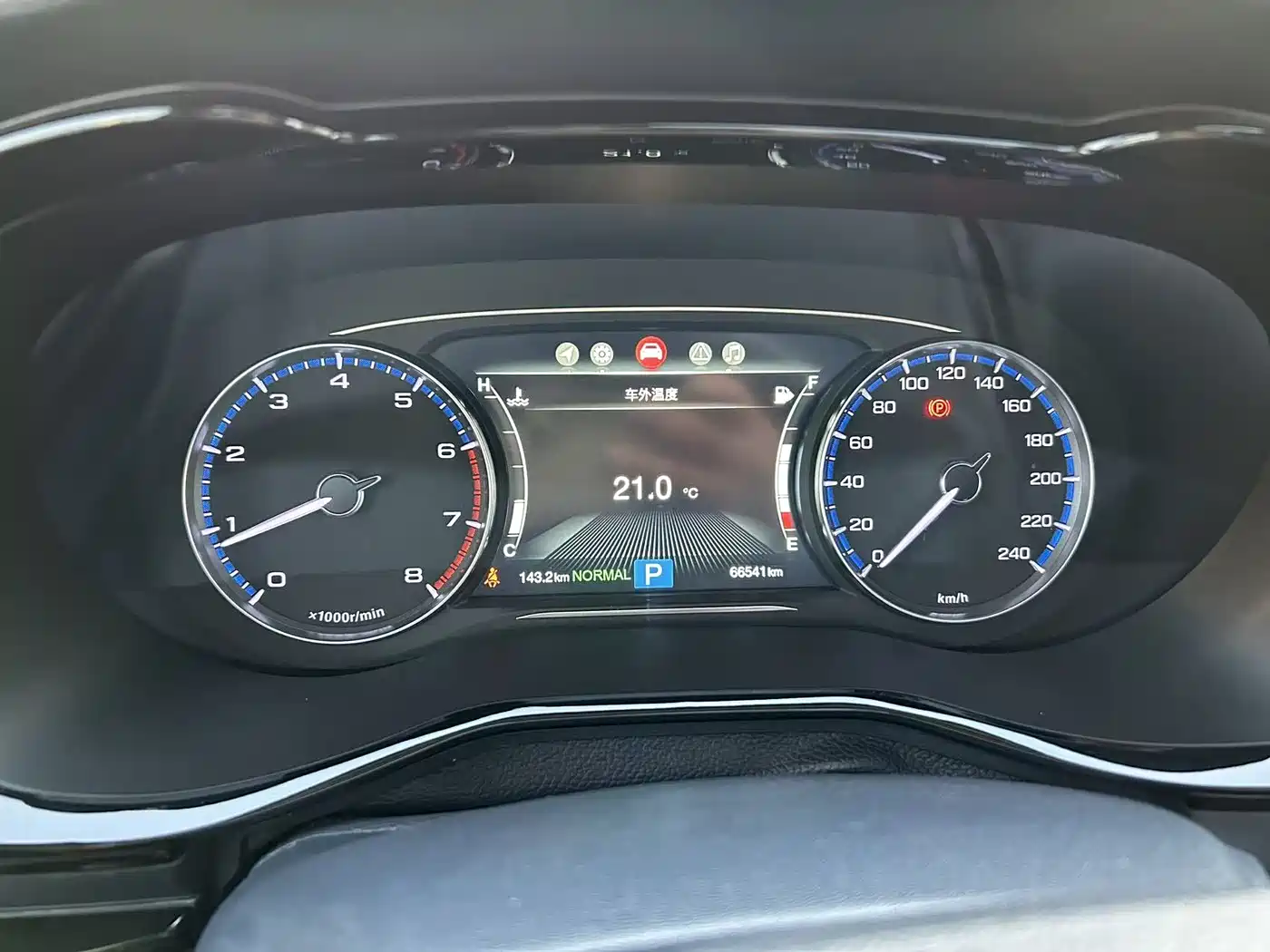 GAC Trumpchi Trumpchi M8 2020 390T Prestige фото 10