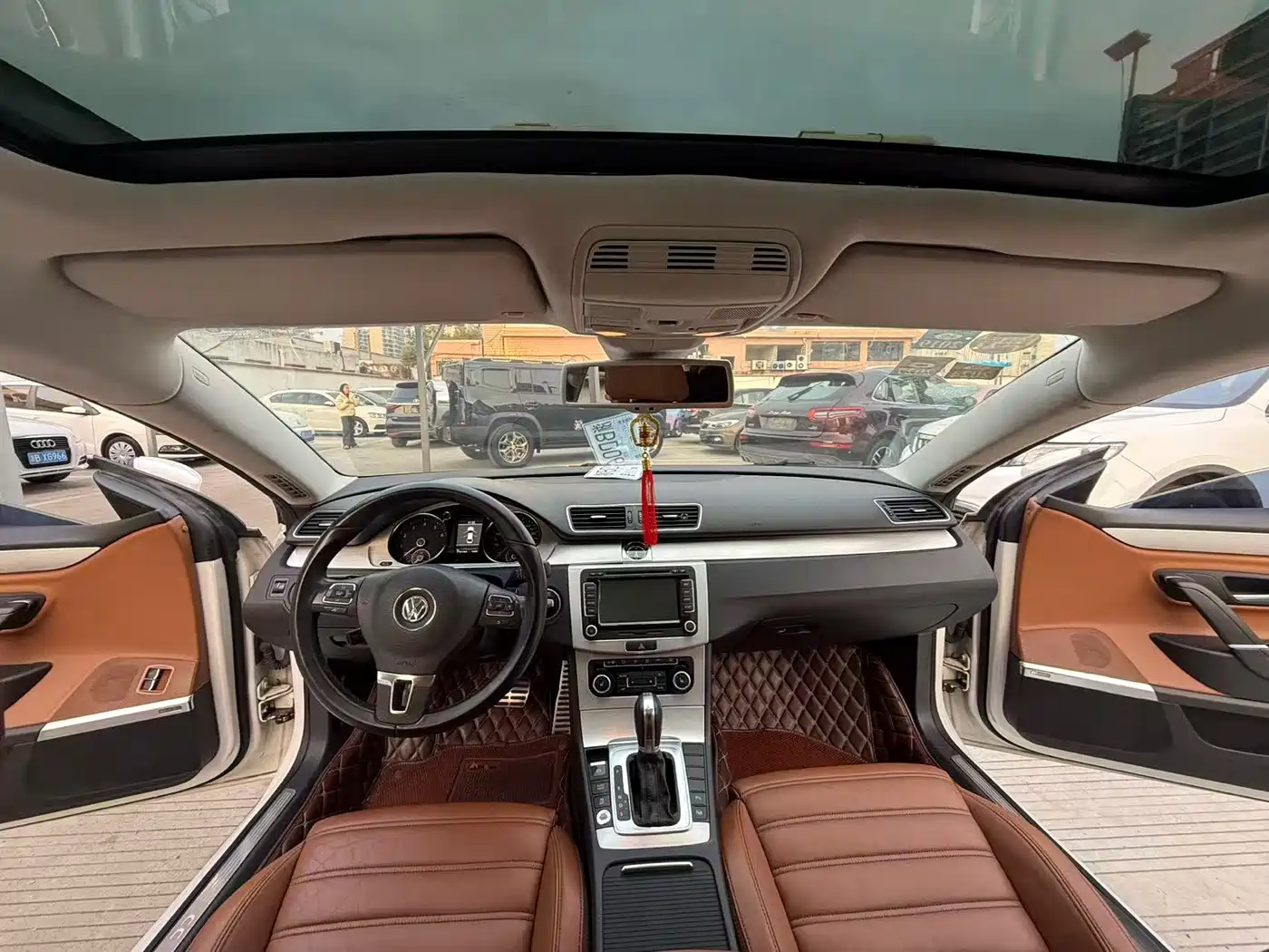 Volkswagen FAW-Volkswagen CC 2012 Model 2.0TSI Premium фото 10