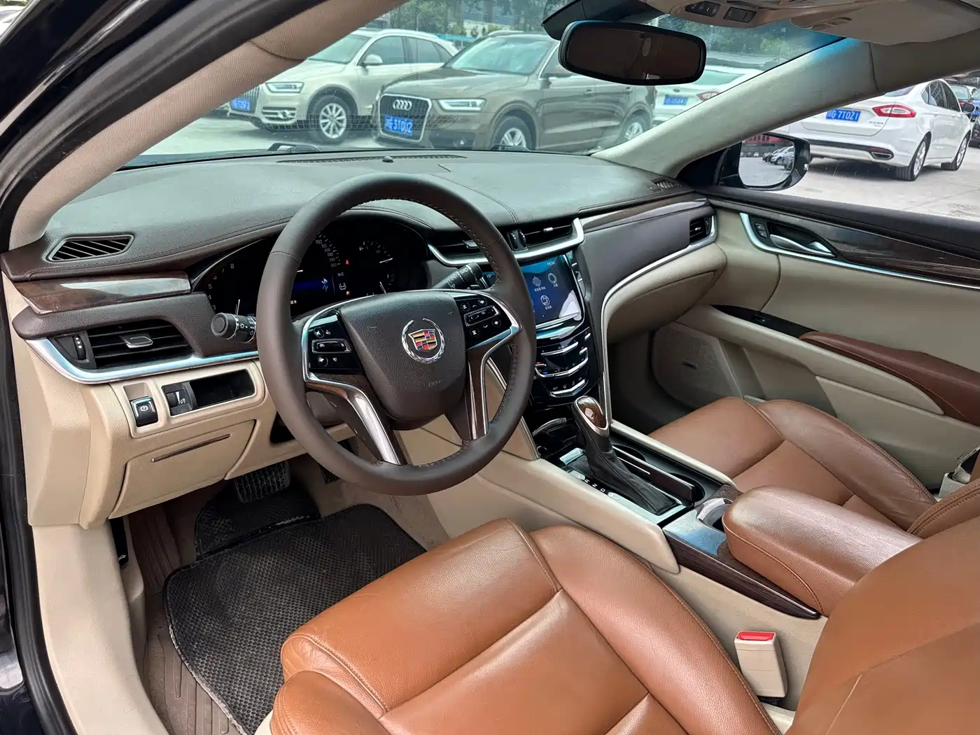 Cadillac XTS 2013 28T Technology фото 5