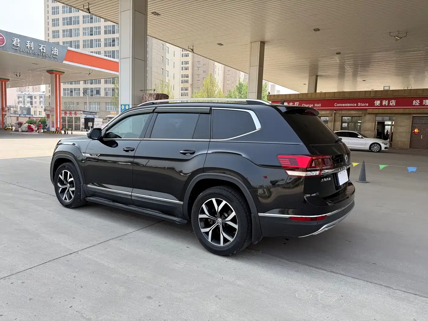 Volkswagen Teramont 2019 380TSI 4WD Luxury Edition China VI фото 4