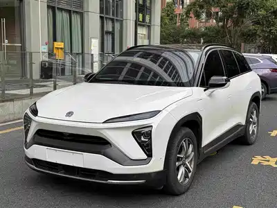 NIO ES6