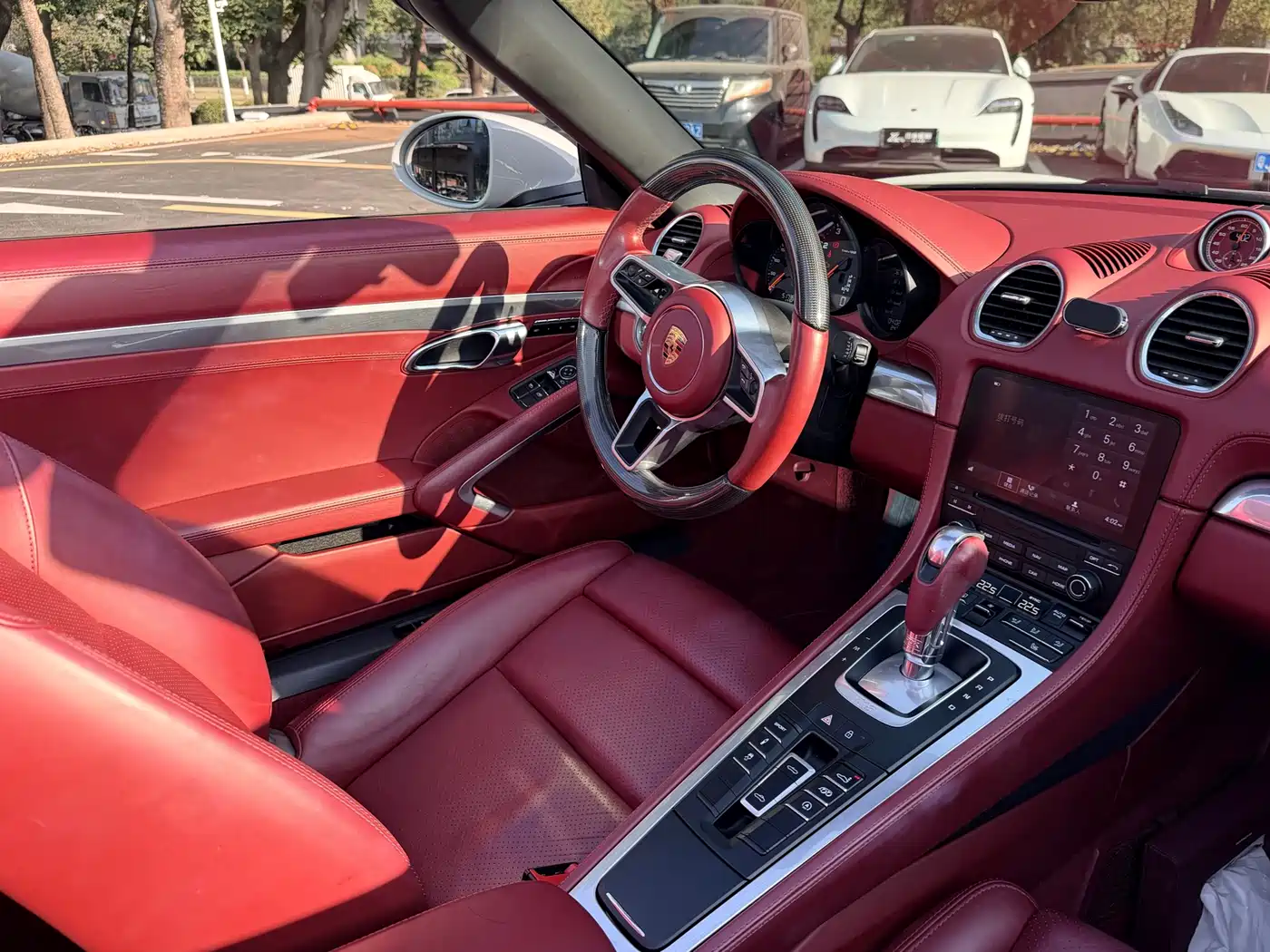 Porsche 718 2018 Boxster 2.0T фото 11