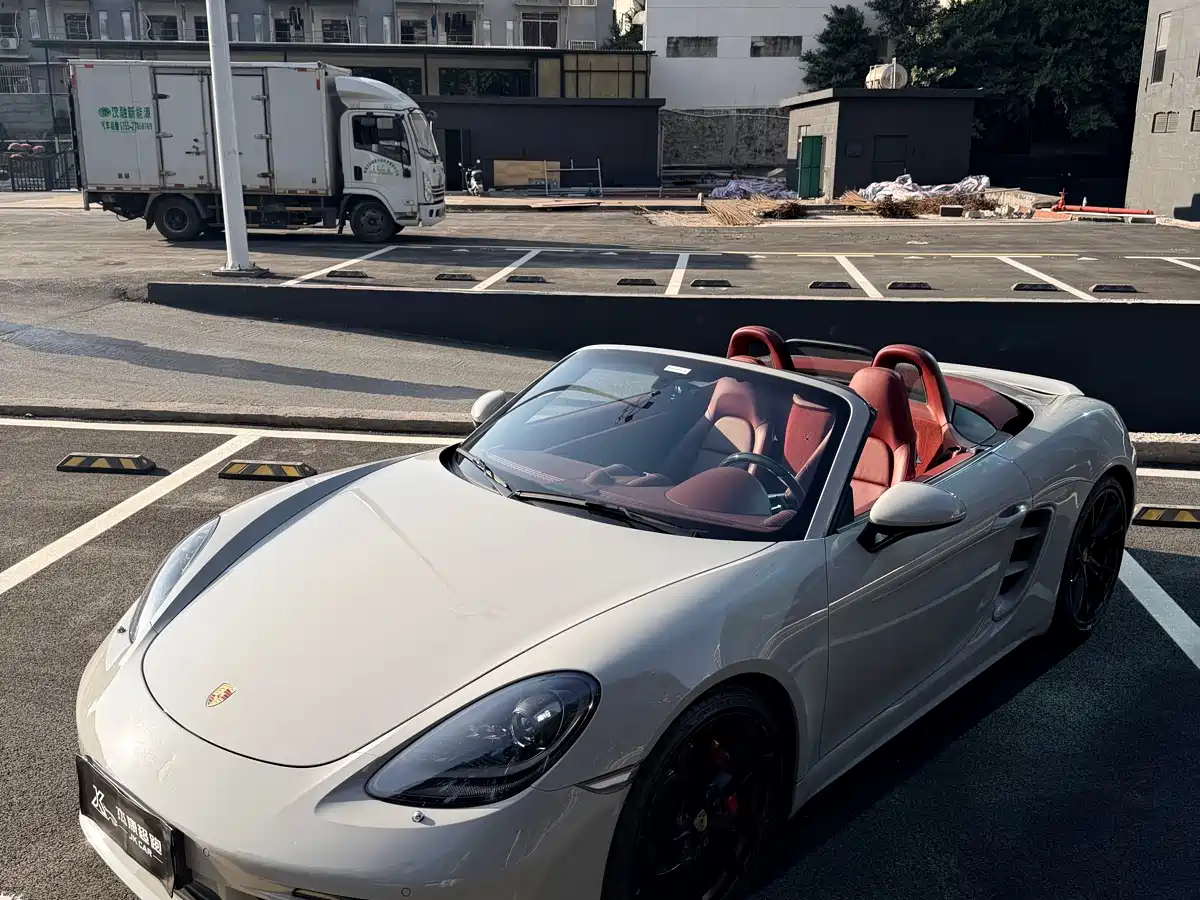 Porsche 718 2018 Boxster 2.0T фото 6