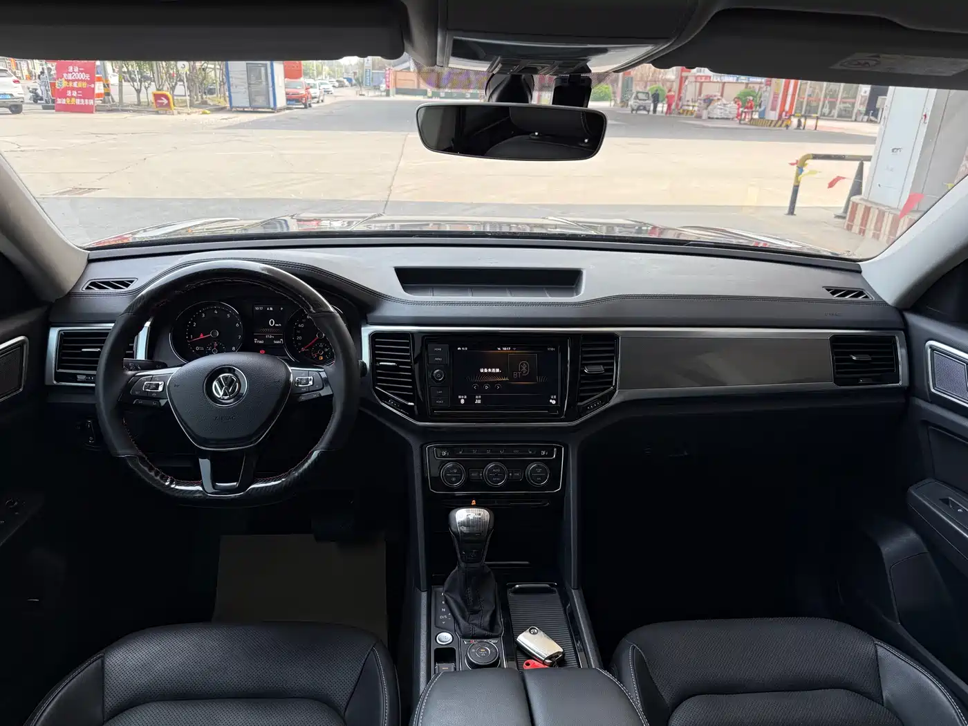 Volkswagen Teramont 2019 380TSI 4WD Luxury Edition China VI фото 16