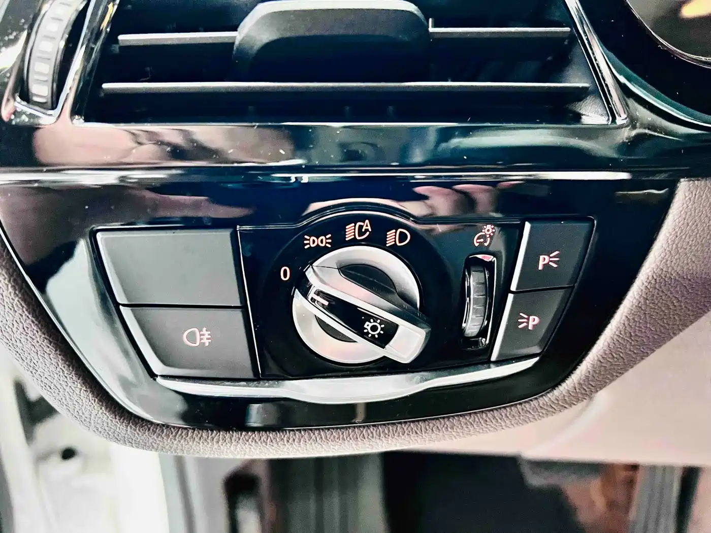 BMW 5 Series 2022 530Li Leading Luxury Package фото 12