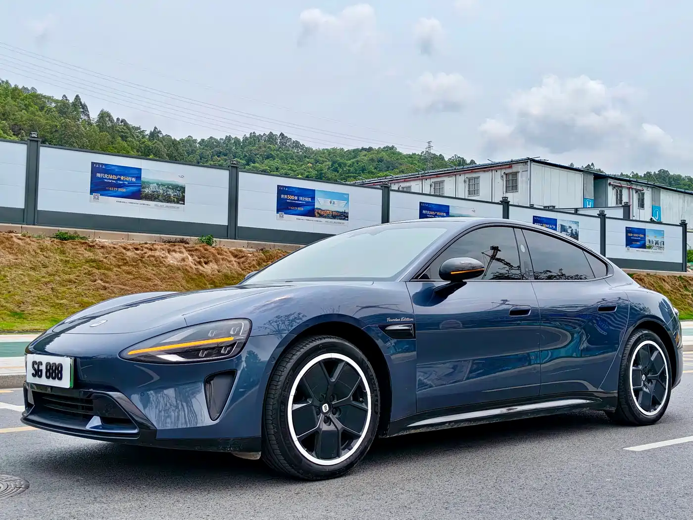 XIAOMI CAR XIAOMI SU7