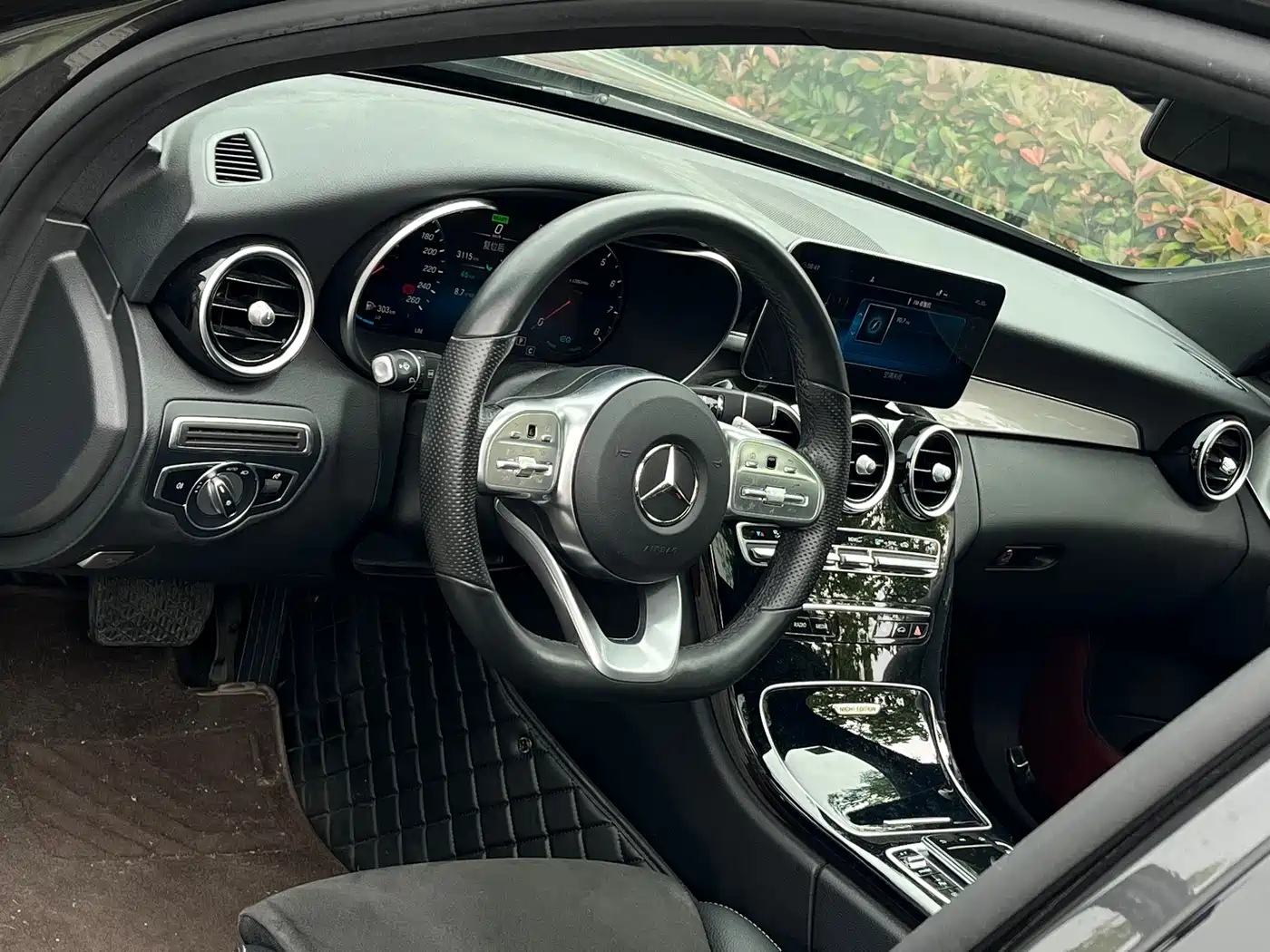 Mercedes-Benz C-Class 2021 C 260 Starry Exclusive Edition фото 13