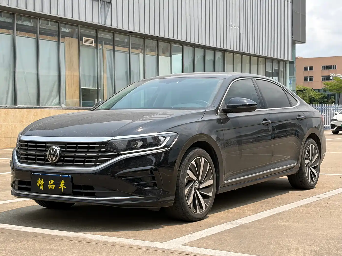 Volkswagen Passat 2023 Facelift 330TSI Elite Edition