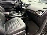 Фото 10 - Ford Edge