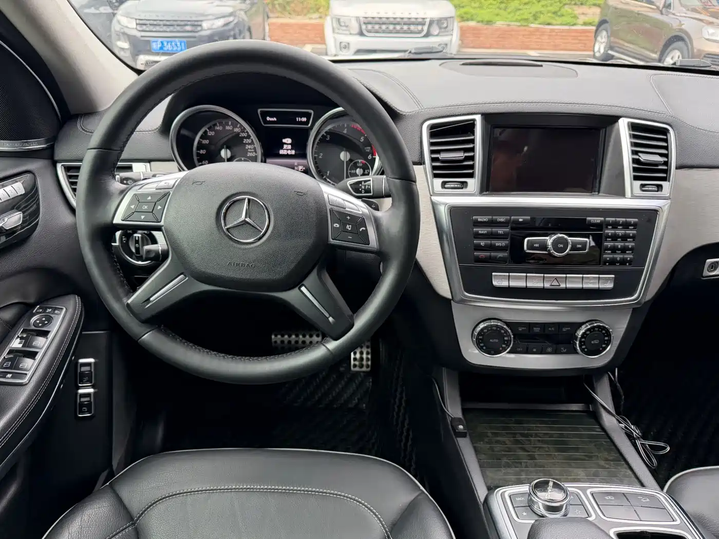Mercedes-Benz GL-Class 2014 GL 350 CDI 4MATIC фото 8