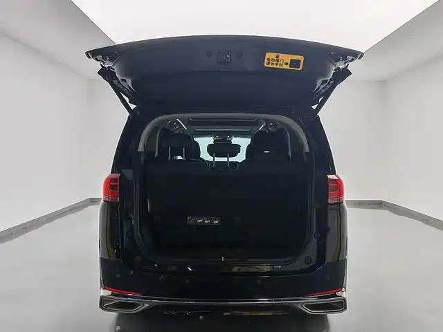 GAC Trumpchi Trumpchi M8 2021 Leading Show Series 390T Ultimate Edition фото 14