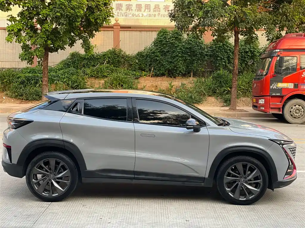 CHANGAN UNI-T