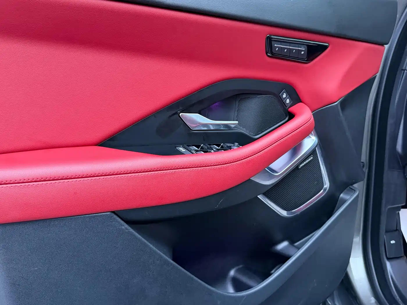 Jaguar E-PACE 2023 2024 Progressive Sport Edition R-DYNAMIC S
