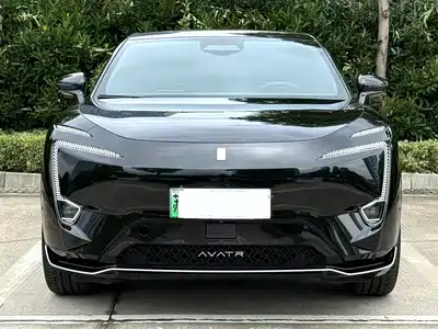Avatr 11