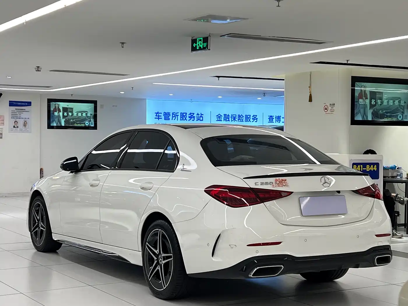 MERCEDES-BENZ C CLASS