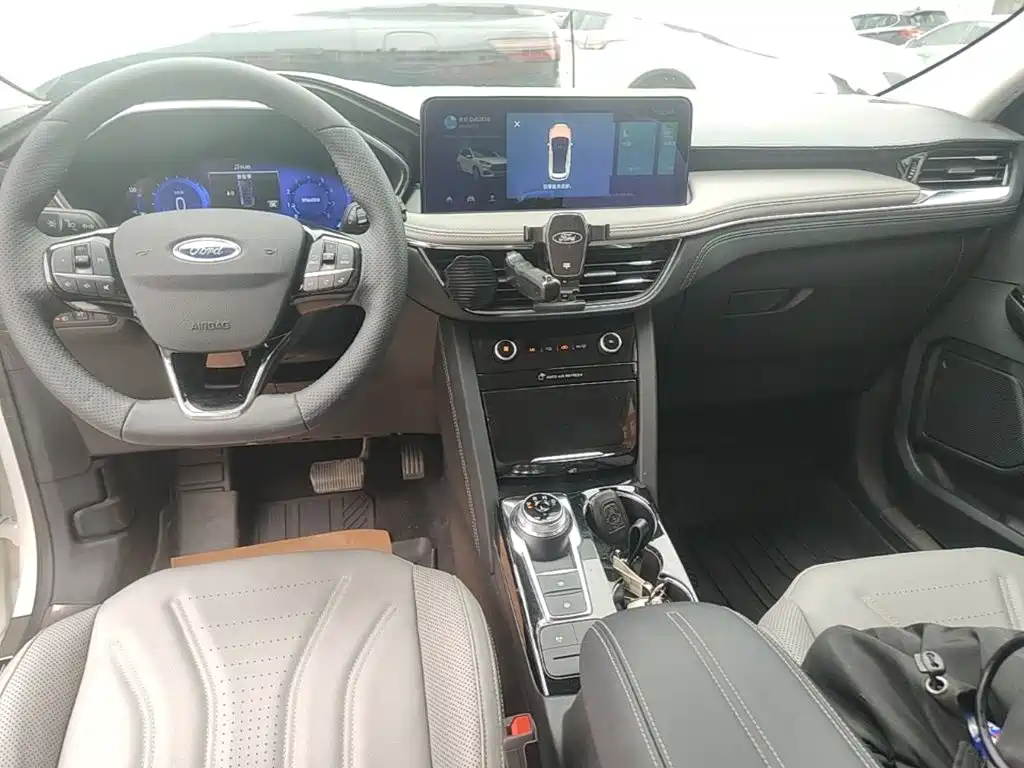 Ford Escape 2023 2020 EcoBoost 245 2WD Smart Premium Edition