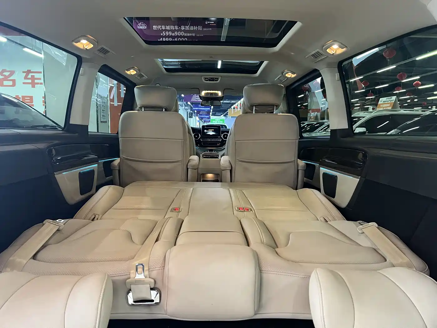 Mercedes-Benz V-Class 2018 V 260 L Premium Long Version China V фото 14