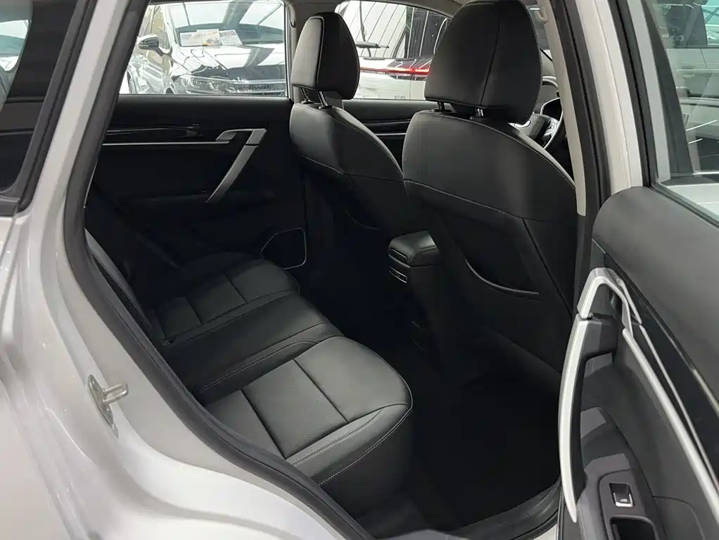 Geely Coolray 2025 2025 1.5L CVT Super Edition MAX