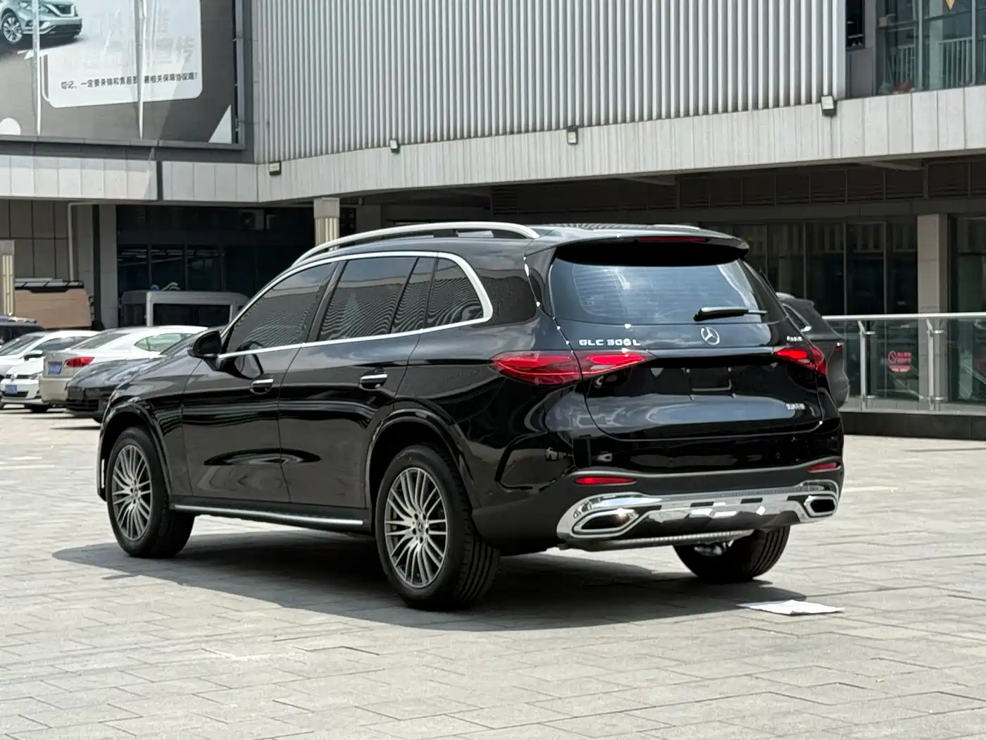 Mercedes-Benz GLC 2025 GLC 300 L 4MATIC Dynamic 5-seater фото 5