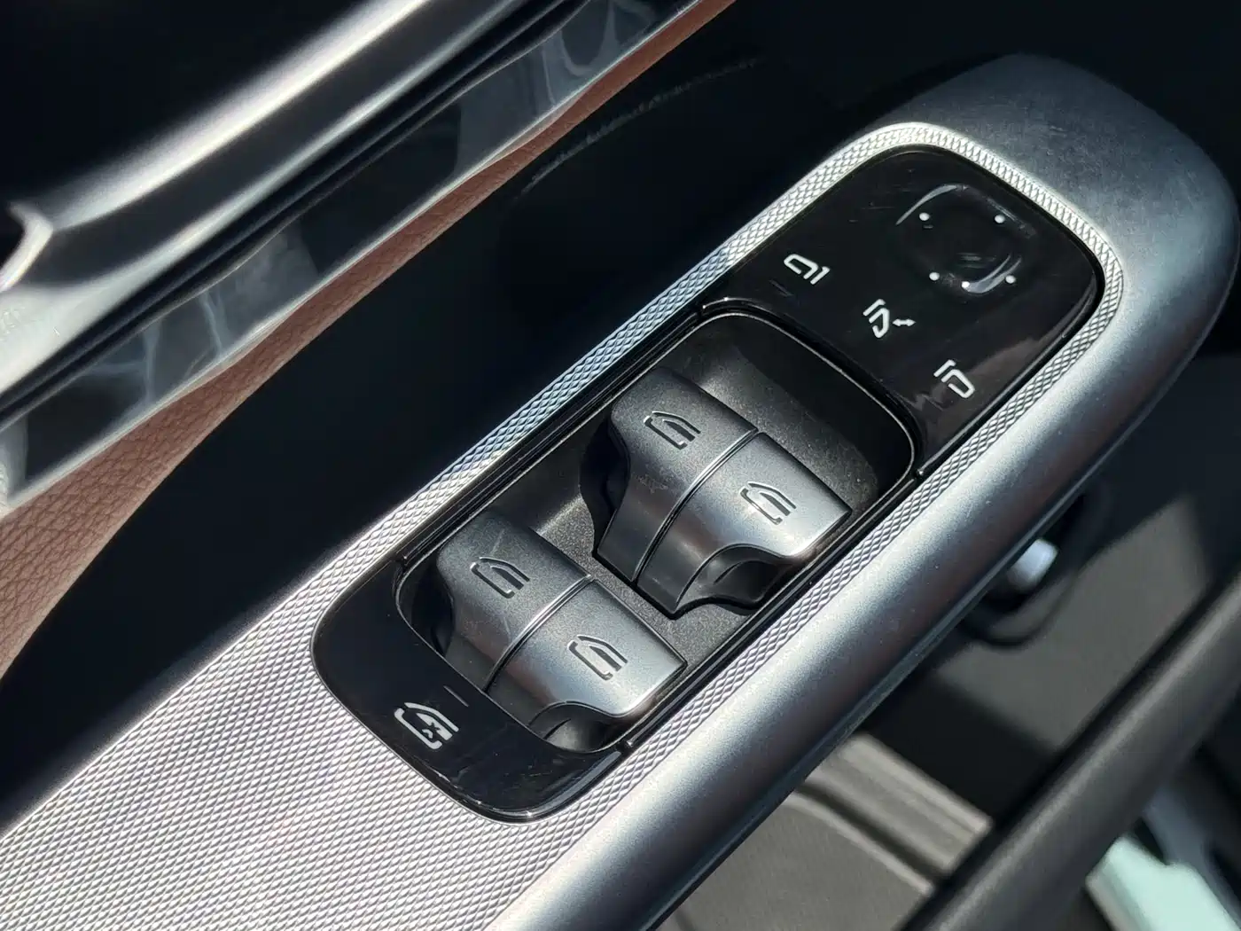 Mercedes-Benz GLC 2025 GLC 300 L 4MATIC Dynamic 5-seater фото 14