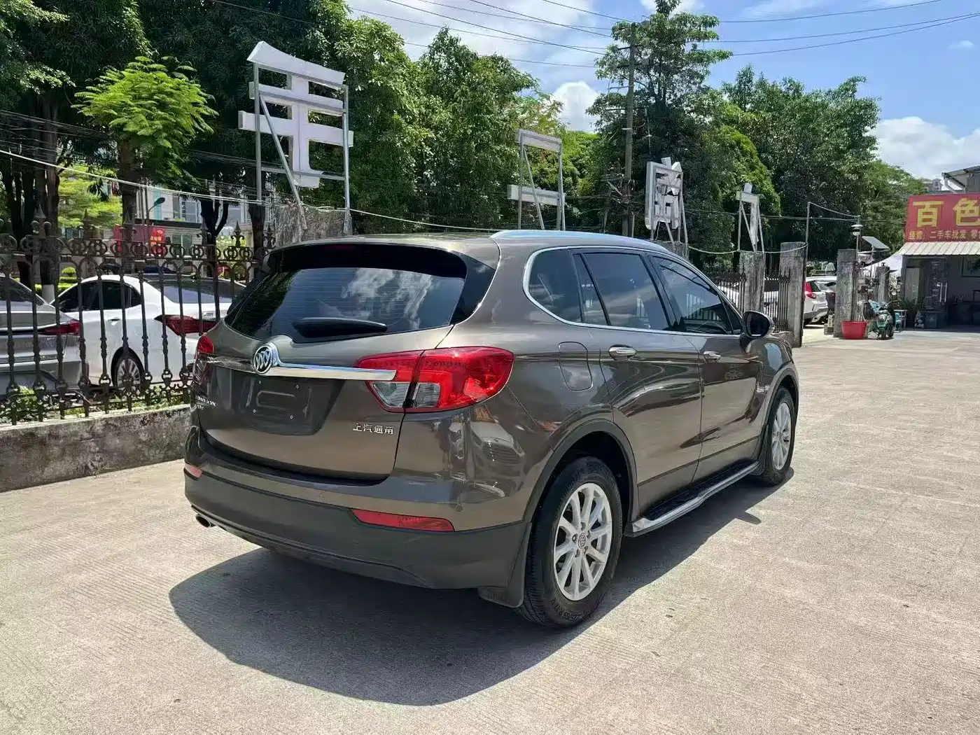 Buick Envision Plus 2017 20T FWD Elite фото 9