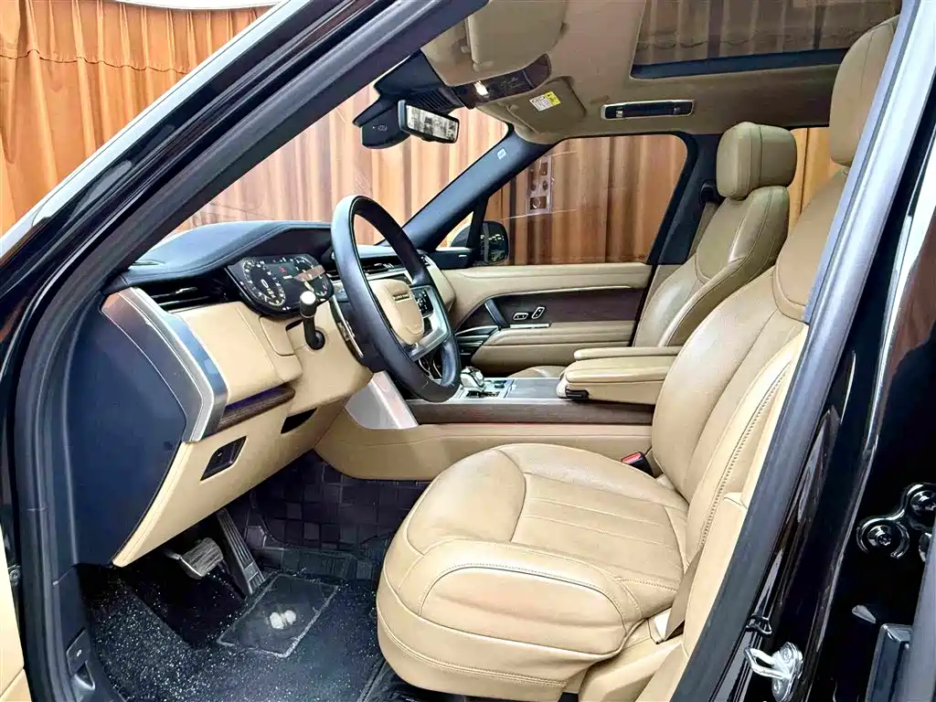 Land Rover Range Rover 2023 2023 3.0 L6 400PS Golden Age 7-Seater Long Wheelbase