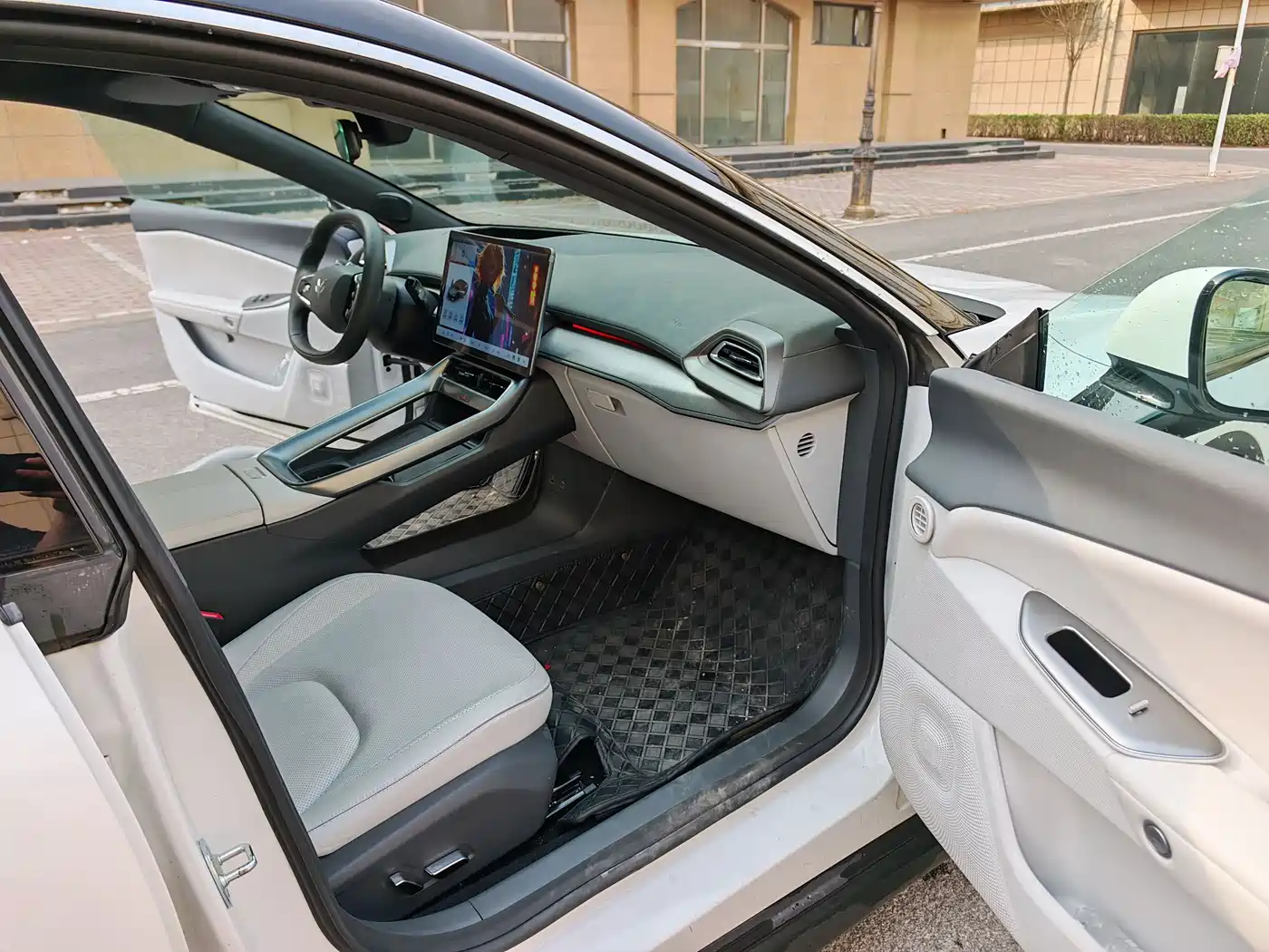 ARCFOX EXTREME FOX POLAR FOX ALPHA S5