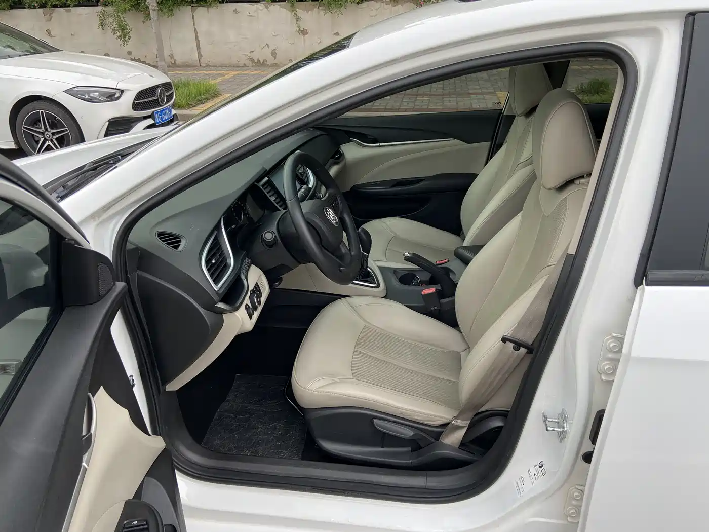 Buick Excelle 2017 15N Automatic Elite фото 7