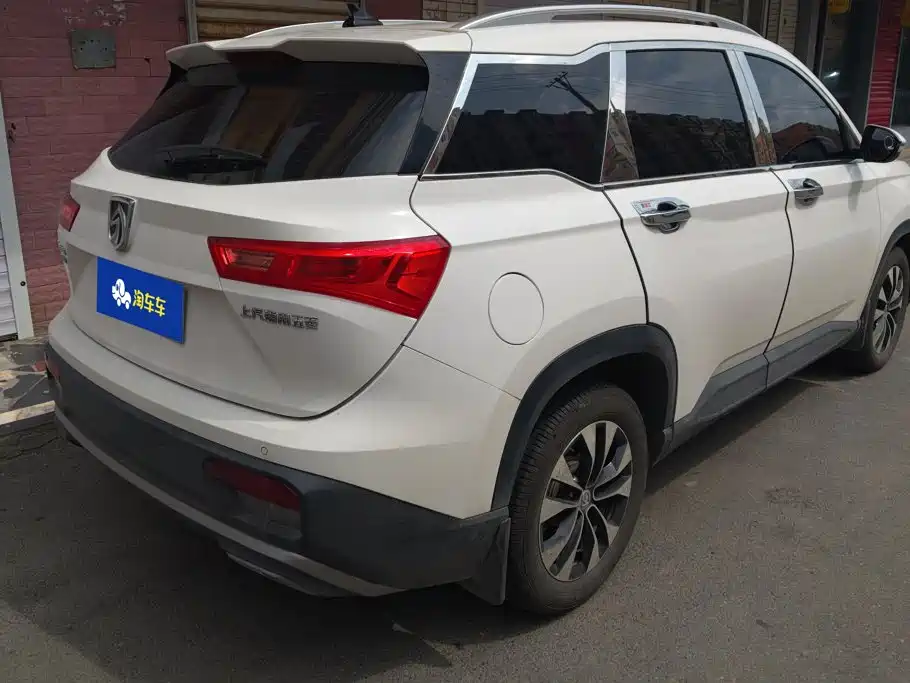 Baojun 530 2021 2021 Global Car Anniversary Edition 1.5T CVT Luxury 5-Seater