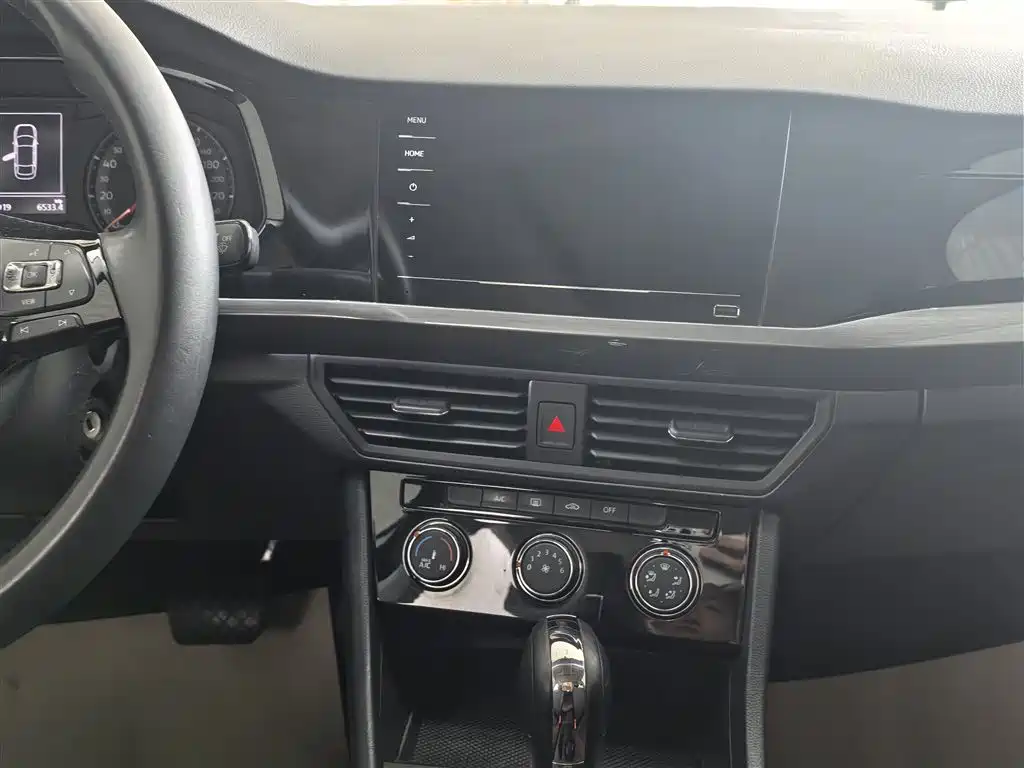 Volkswagen Bora 2021 1.5L Automatic Comfort Smart Edition фото 8