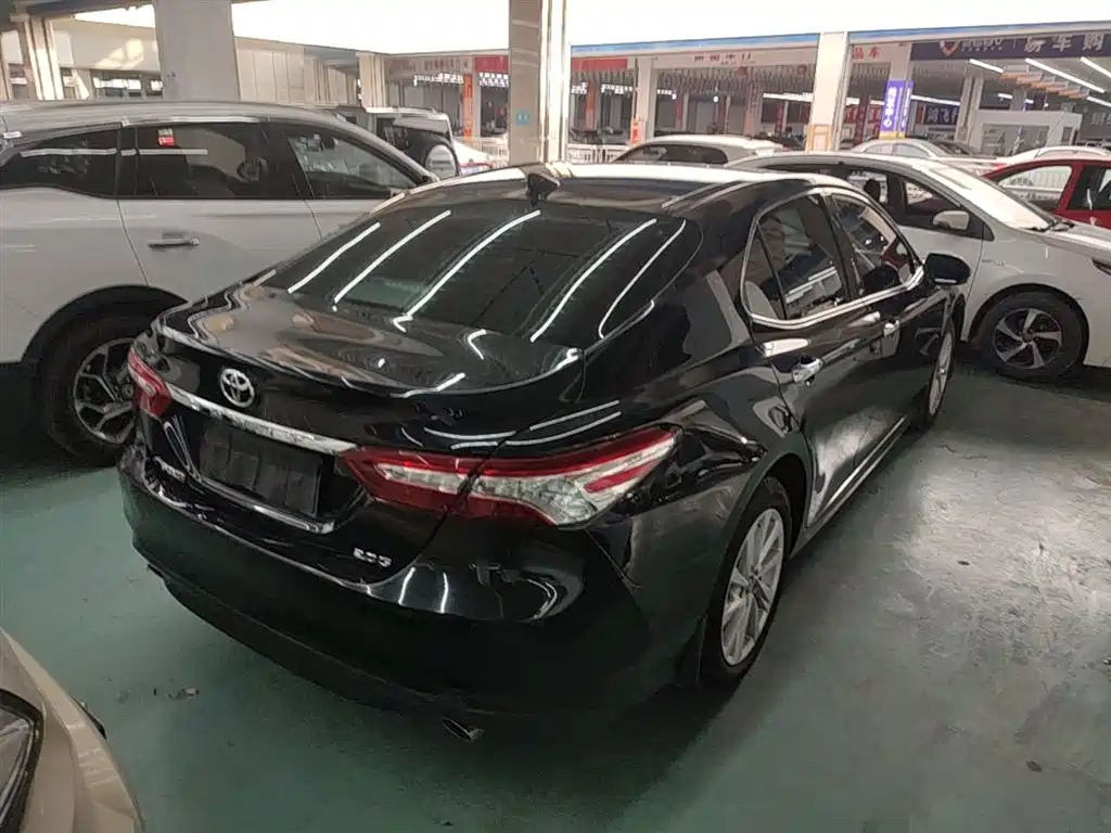 Toyota Camry 2021 2.0G Luxury Edition фото 7